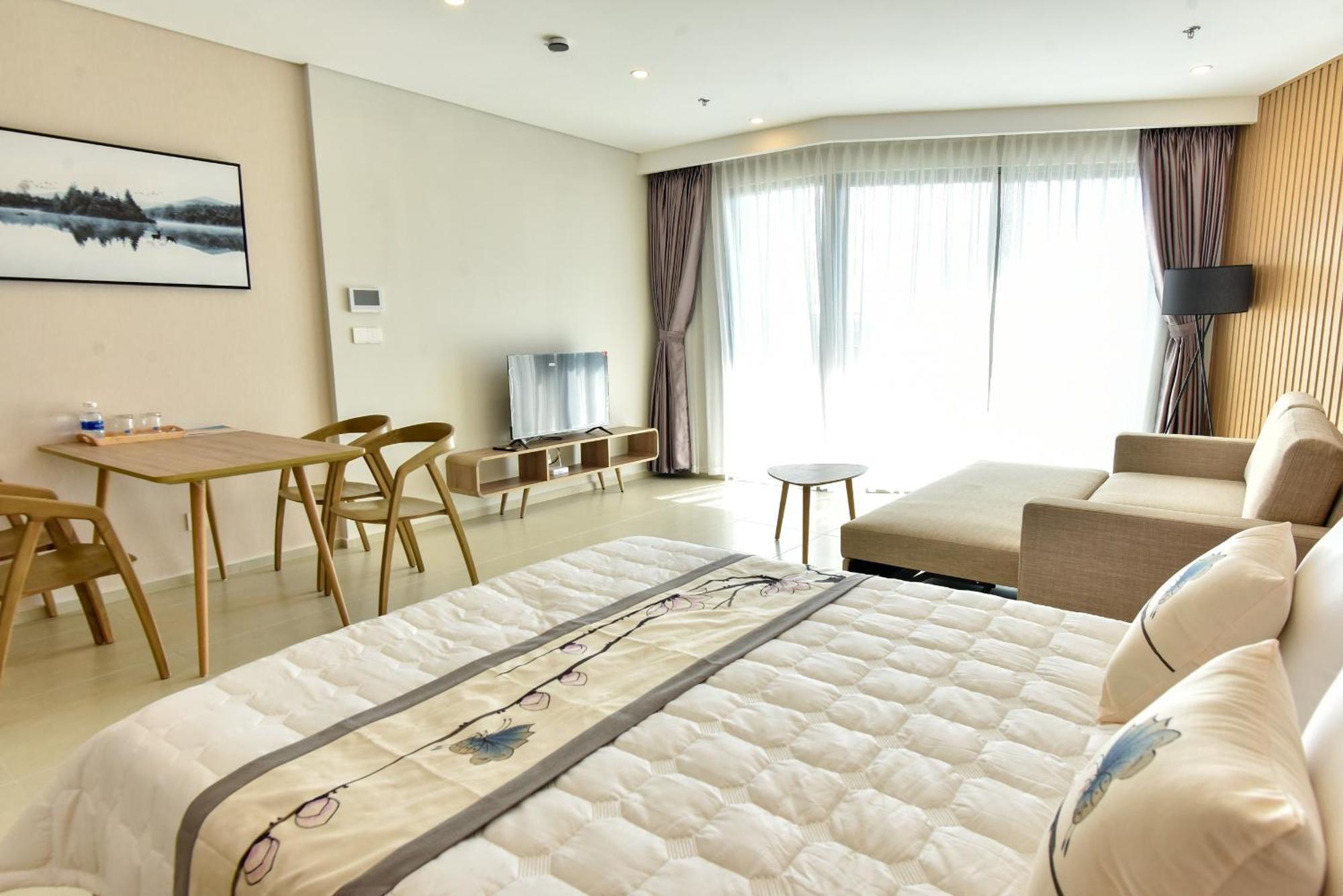Condotel The Song *